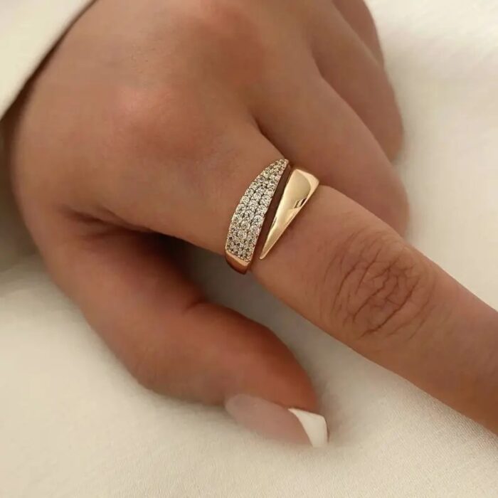 Ring with Sparkling Cubic Synthetic Zirconia - Image 2